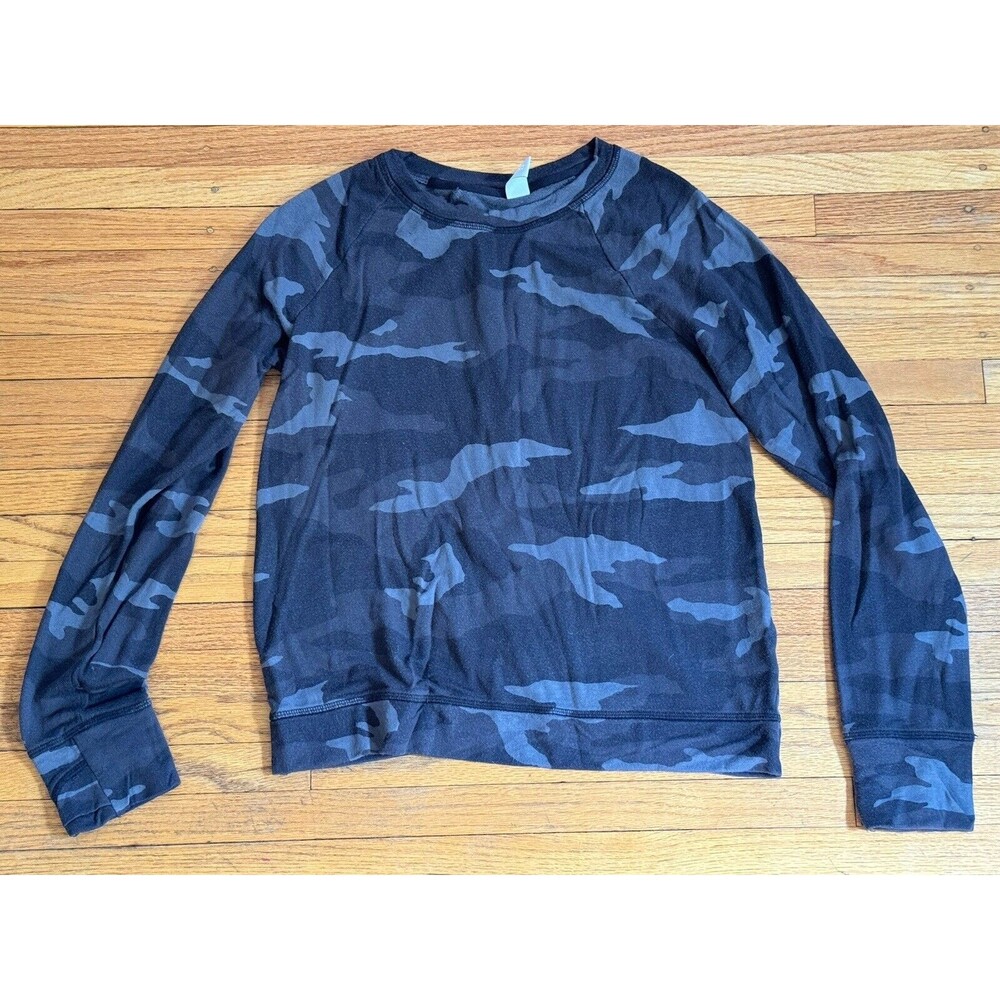 Athleta Girl Xl Camo Longsleeve Top
